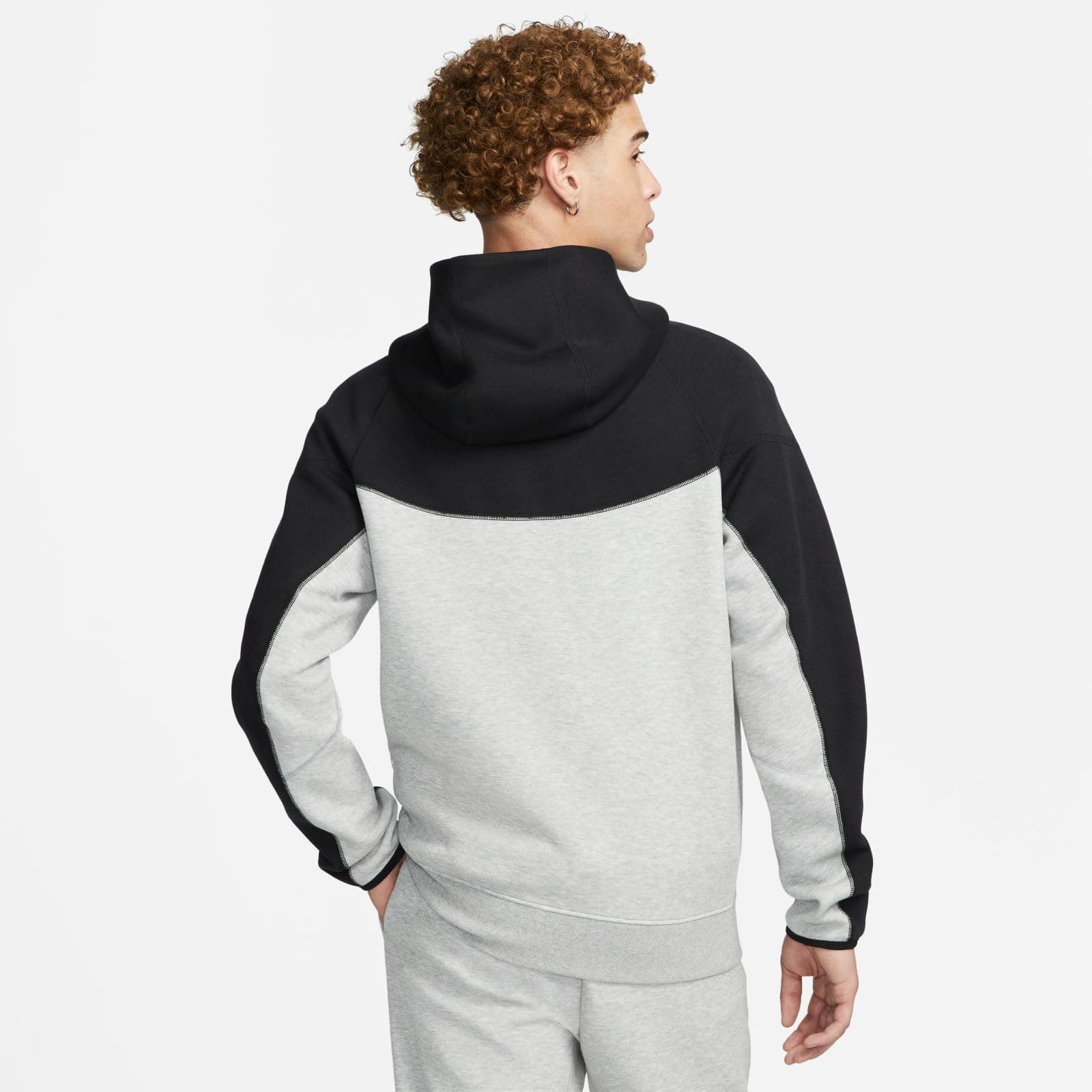 NIKE Tech Fleece Sweatshirt for Men